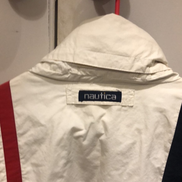 Vintage Nautica Jacket with full length zipper and zippered pocket. - Picture 9 of 9